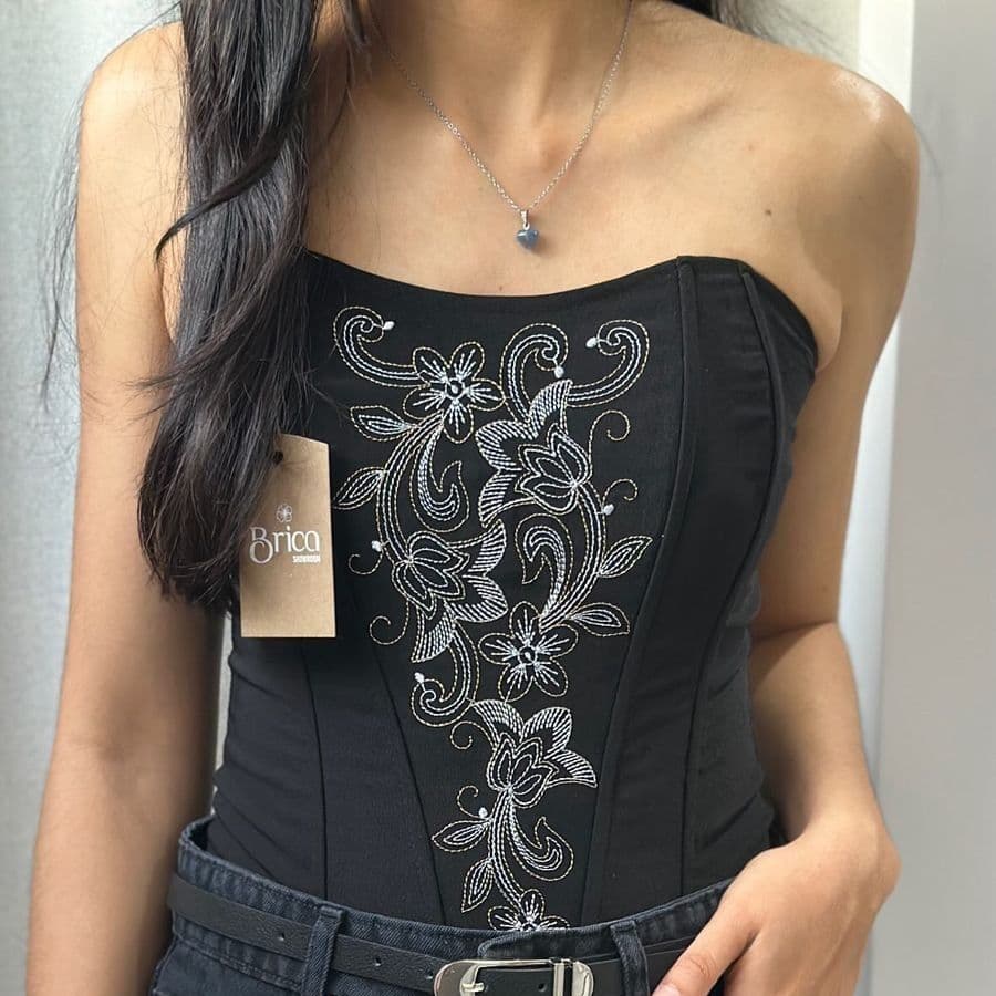Corset bordado