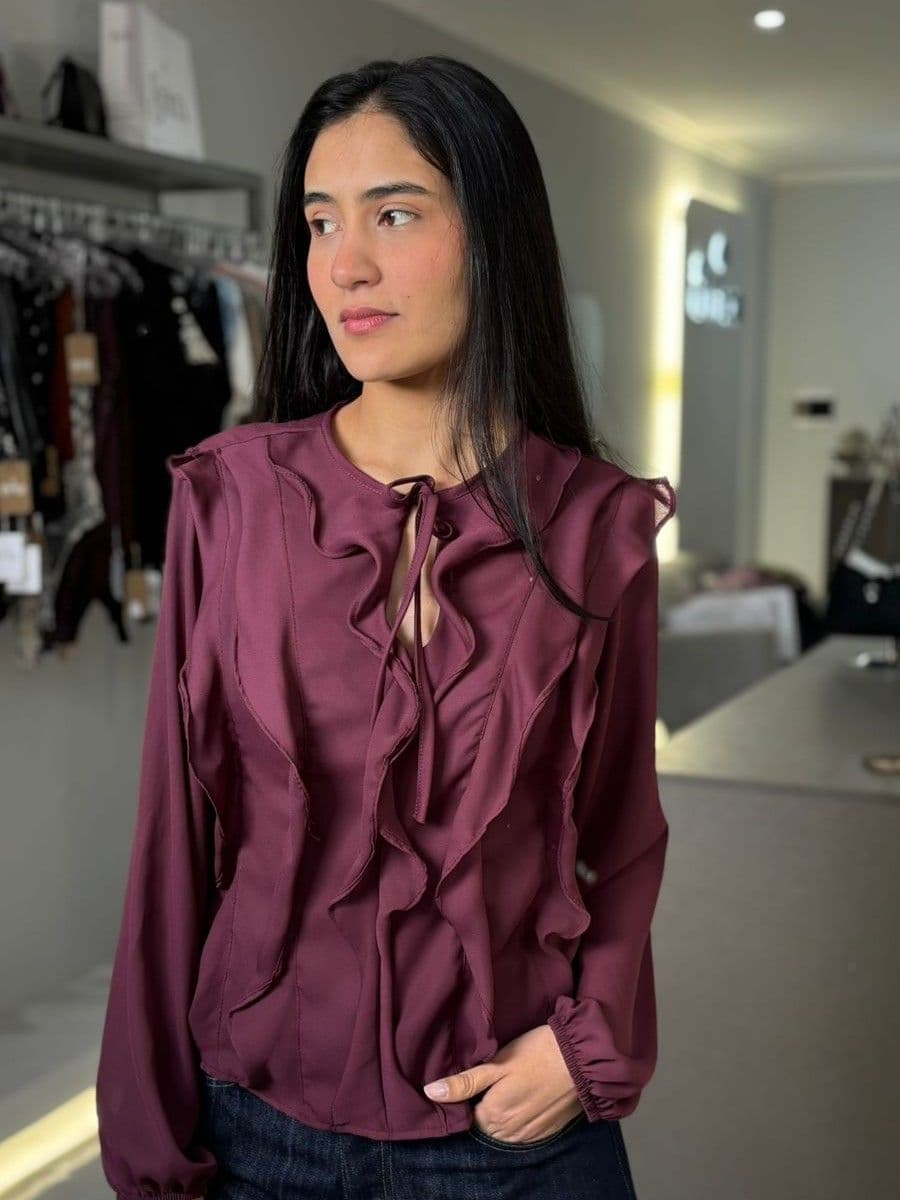 Blusa volados