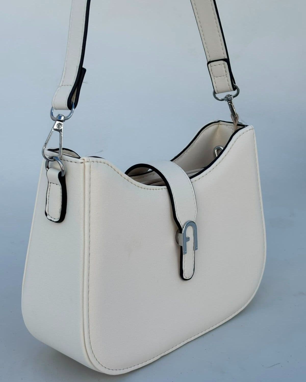 Cartera Min